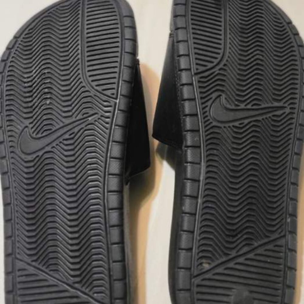 Nike Benassi JDI Women's Slides Black Rose Gold Logo Size 9 - Picture 2 of 2